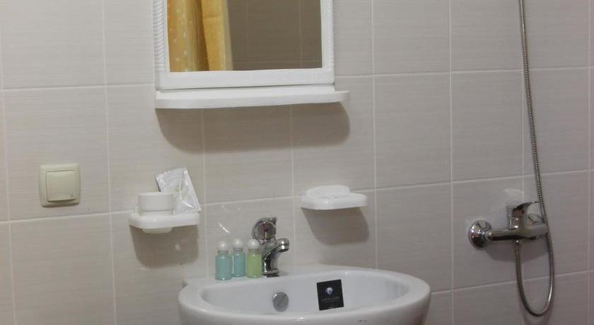 Гостиница Горное Ущелье Лоо