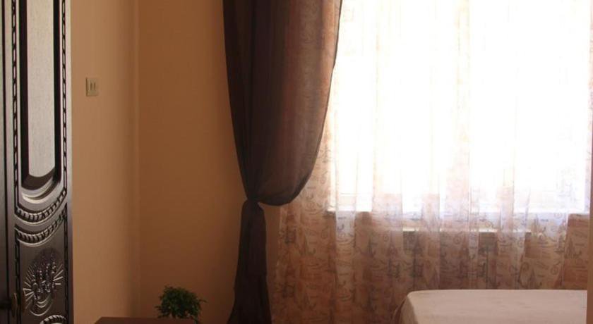 Гостиница Горное Ущелье Лоо